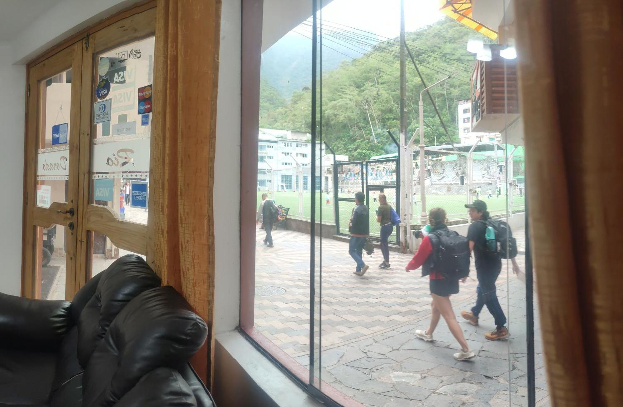 Hotel Rio Dorado Machupicchu ภายนอก รูปภาพ