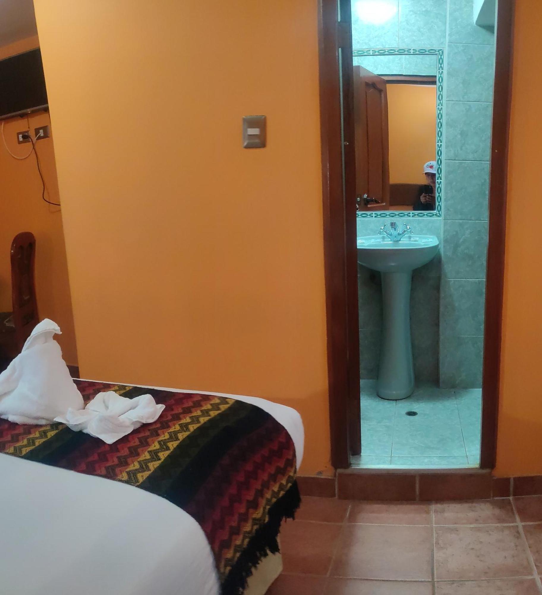 Hotel Rio Dorado Machupicchu ภายนอก รูปภาพ