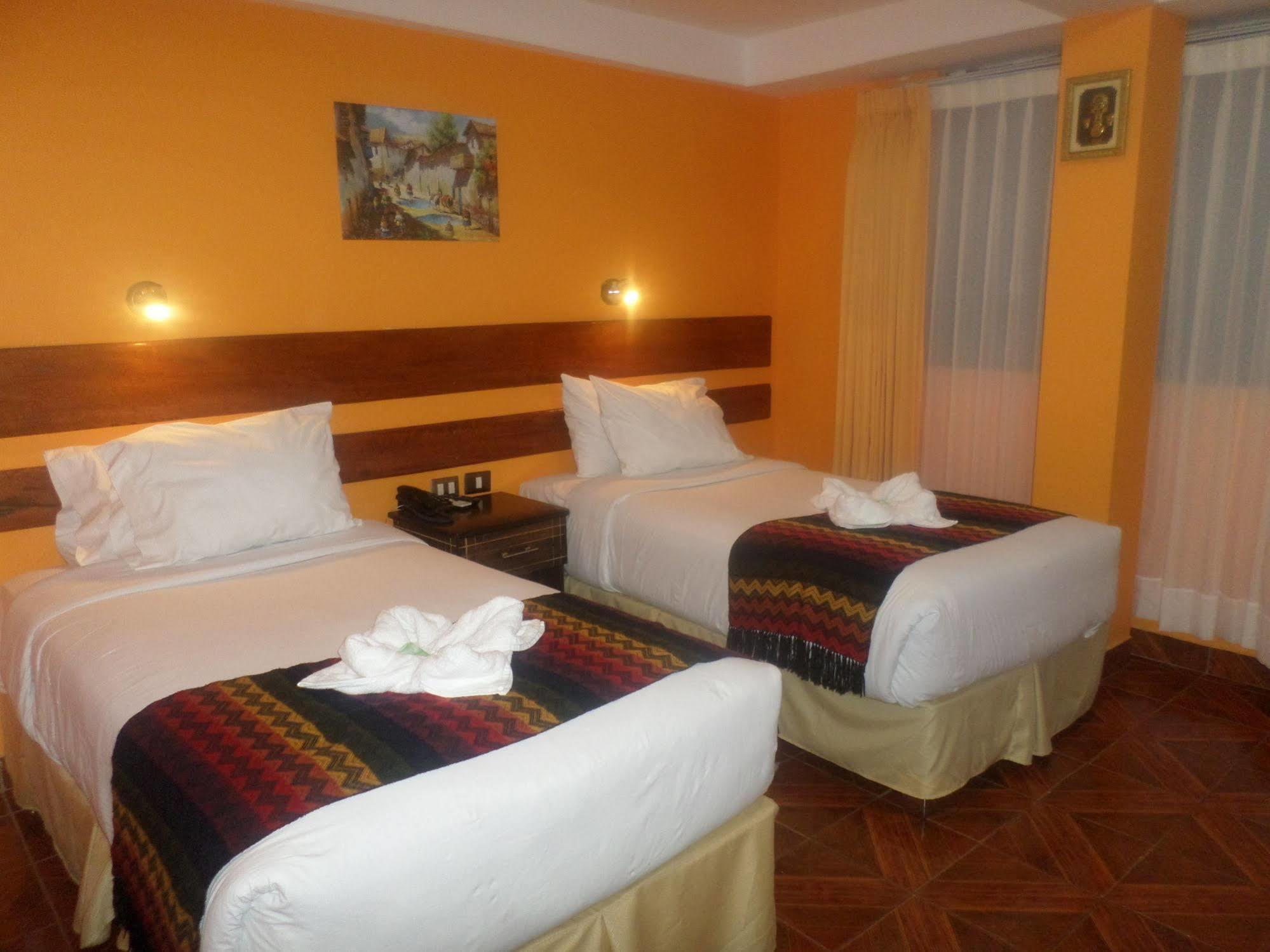 Hotel Rio Dorado Machupicchu ภายนอก รูปภาพ