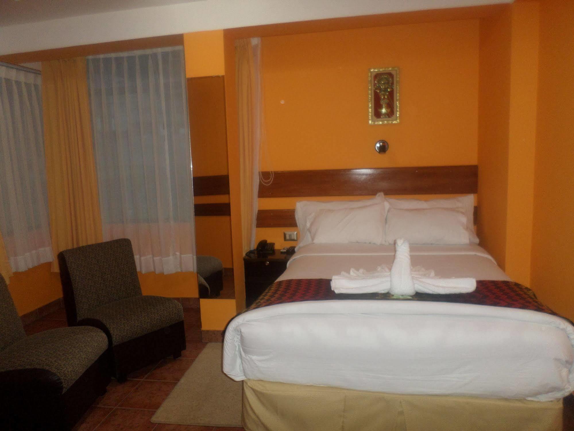 Hotel Rio Dorado Machupicchu ภายนอก รูปภาพ
