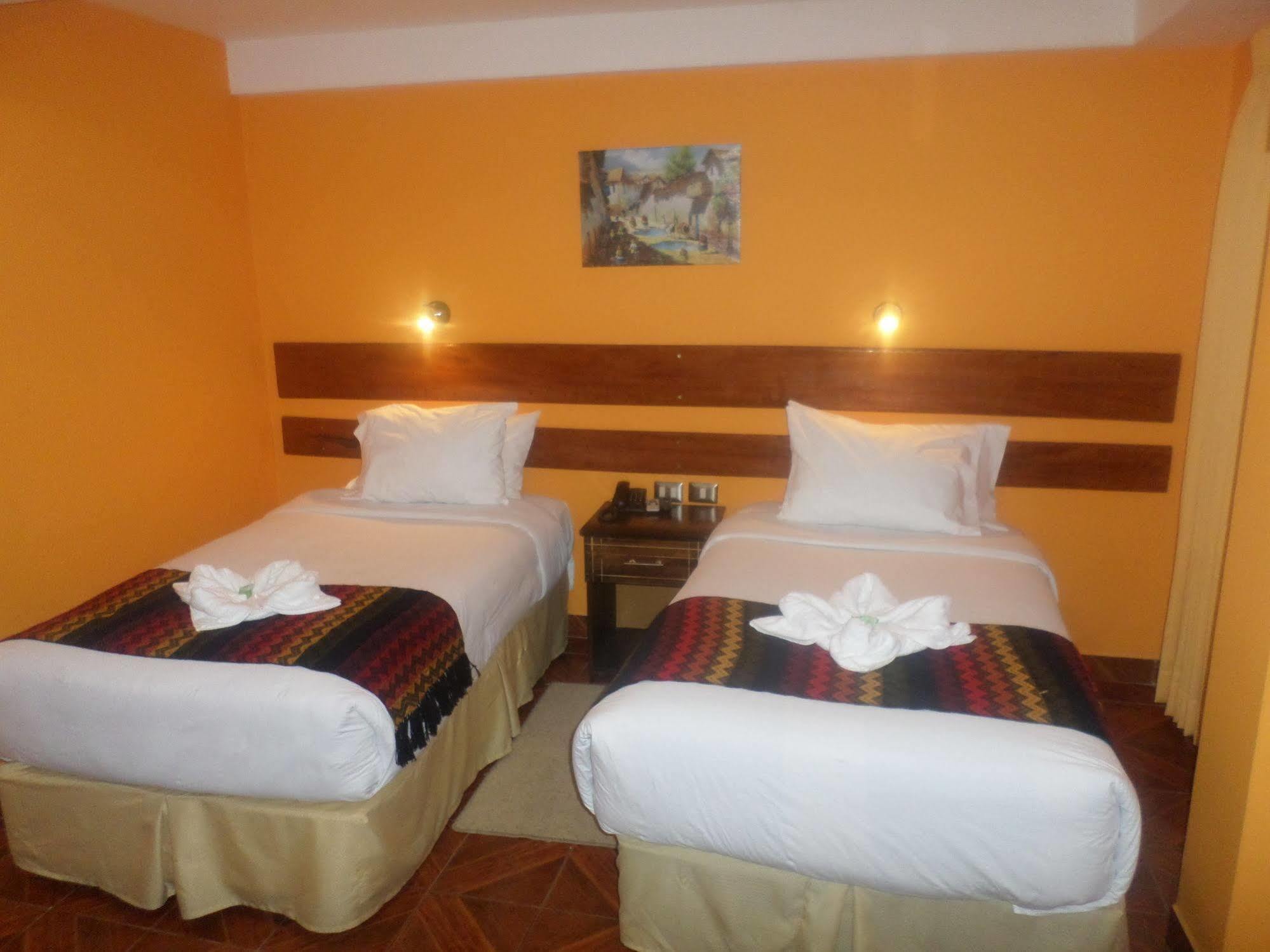 Hotel Rio Dorado Machupicchu ภายนอก รูปภาพ