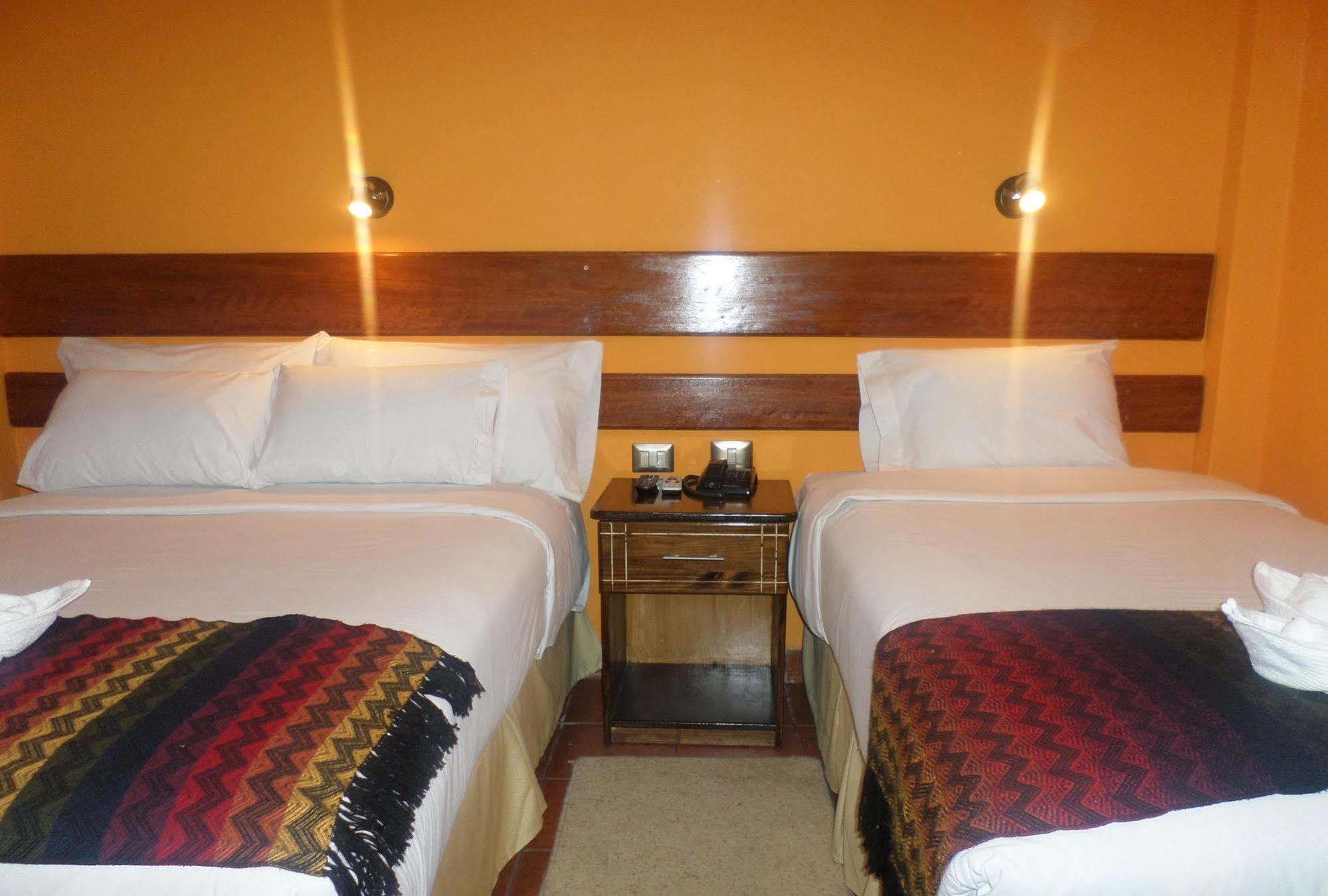 Hotel Rio Dorado Machupicchu ภายนอก รูปภาพ