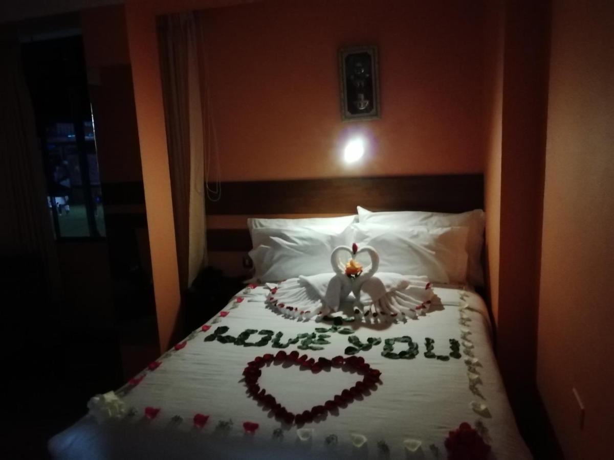 Hotel Rio Dorado Machupicchu ภายนอก รูปภาพ